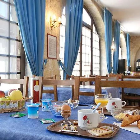 Des Thermes מלון